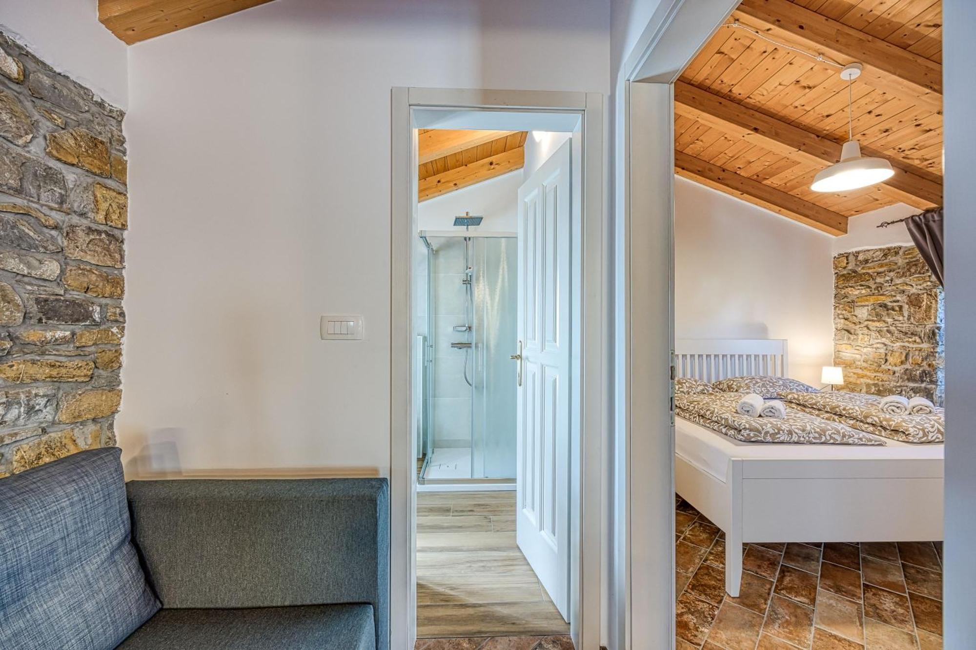 شقة Istrian Casa Pr Marici Pobegi المظهر الخارجي الصورة