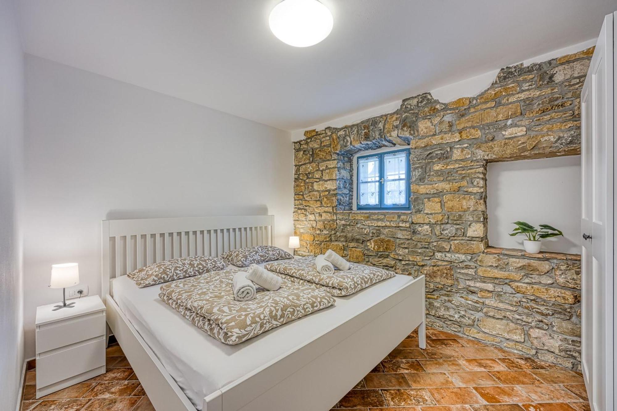 شقة Istrian Casa Pr Marici Pobegi المظهر الخارجي الصورة