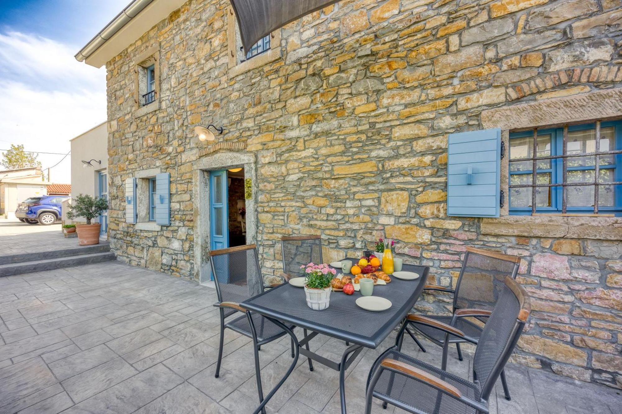 شقة Istrian Casa Pr Marici Pobegi المظهر الخارجي الصورة