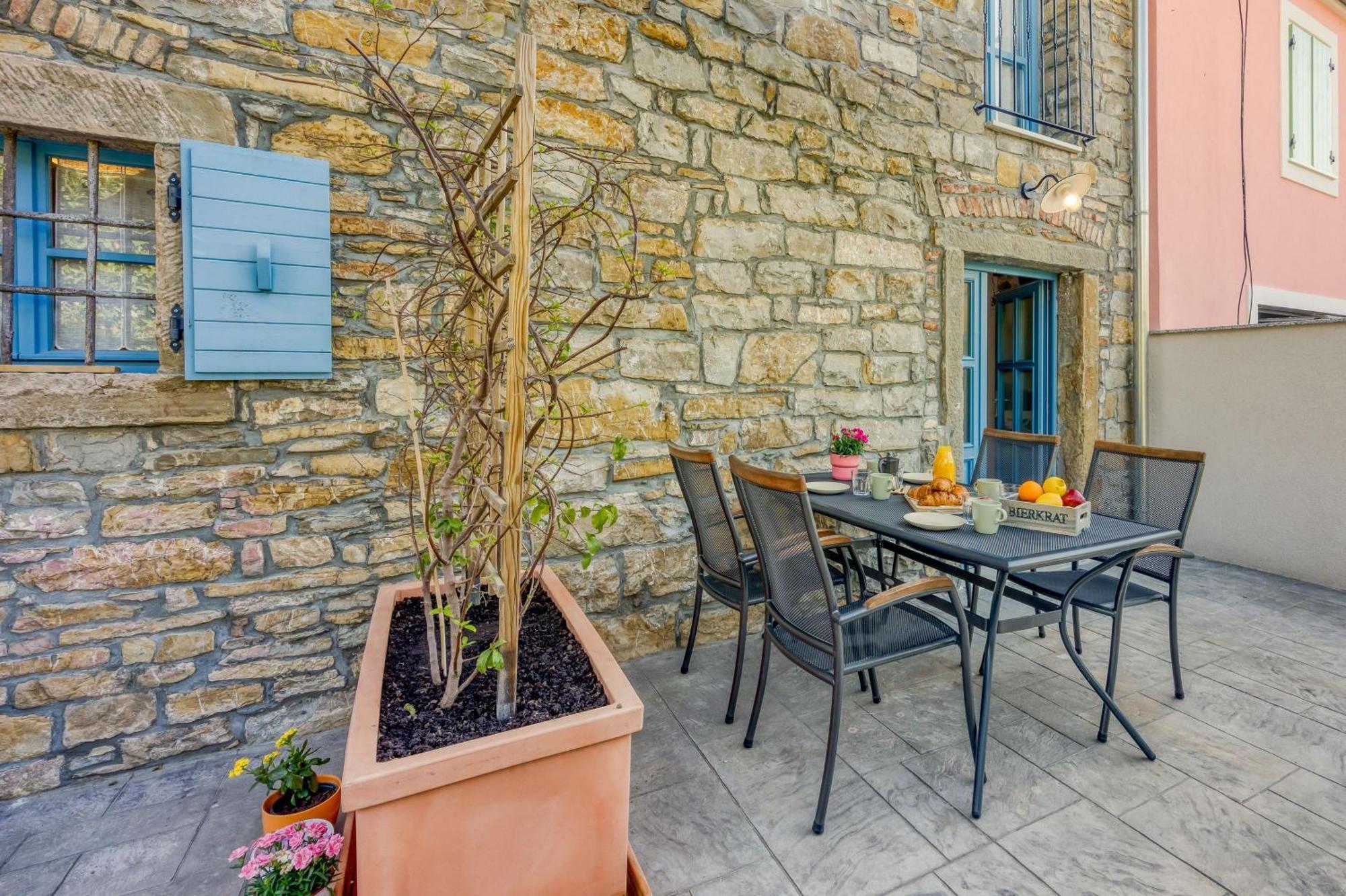 شقة Istrian Casa Pr Marici Pobegi المظهر الخارجي الصورة